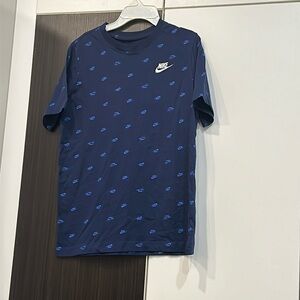 Nike boys shirts
